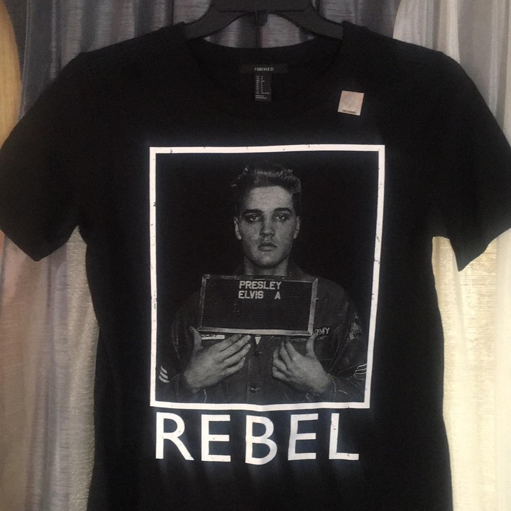 New Without Tags Elvis Presley T-Shiet